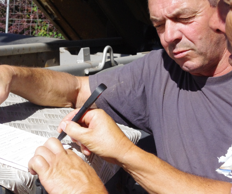 Suivi-satisfaction-du-client-lors-d-une-livraison-par-notre-chauffeur